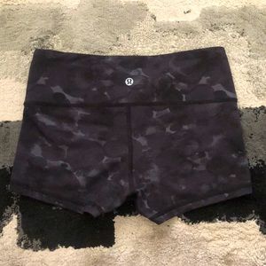 Lululemon spandex shorts